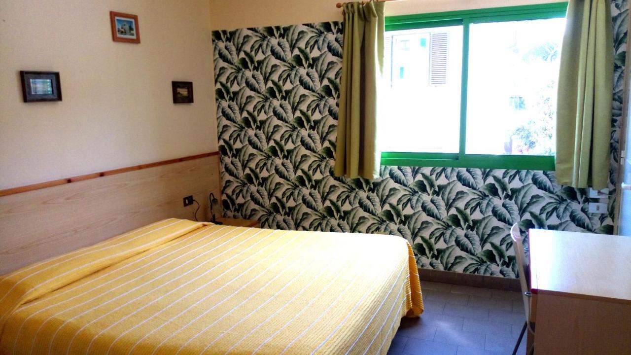 Hotel Lupo Di Mare Marina di Castagneto Carducci Luaran gambar